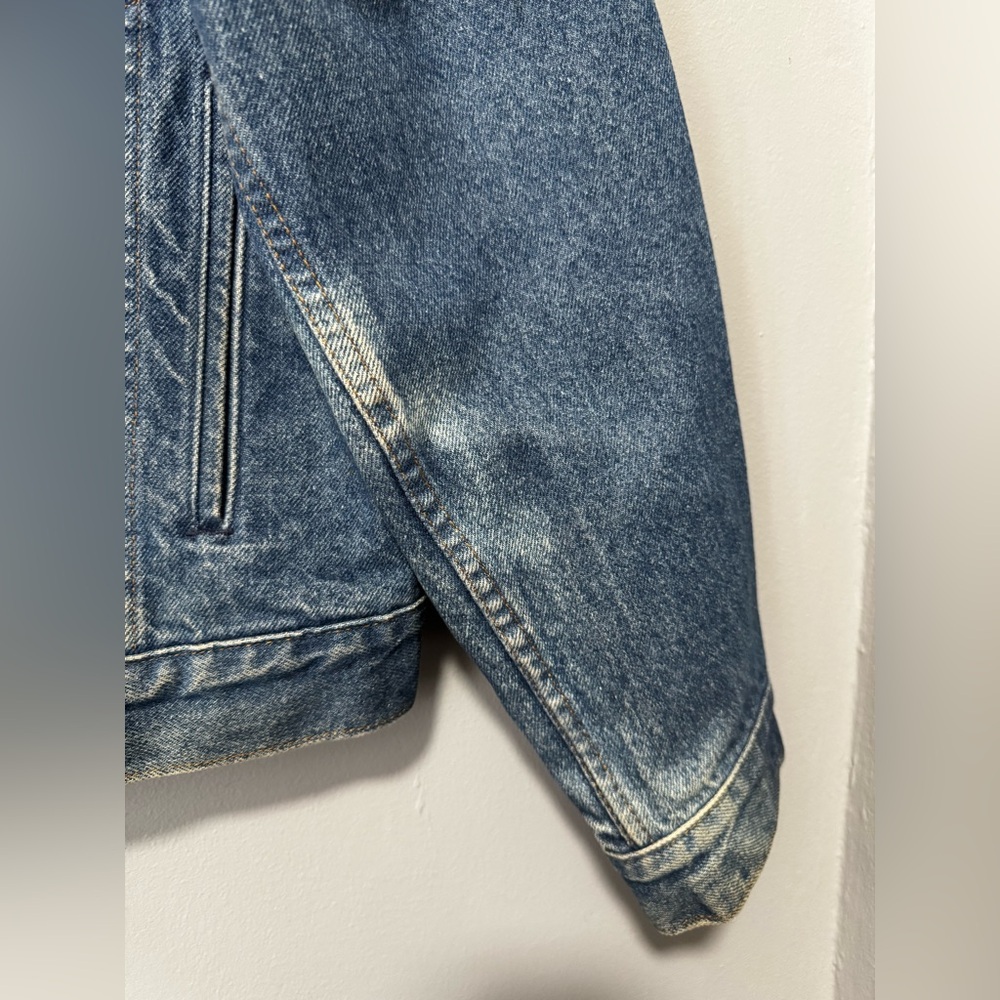 Rare Levi’s Denim Trucker Jacket Custom Cher Painting Portrait Vintage Size 42R - Picture 4 of 9